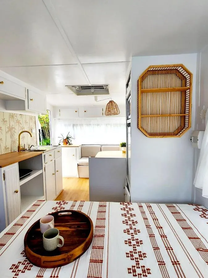 Esk Caravan Park & Rail Trail Motel فندق